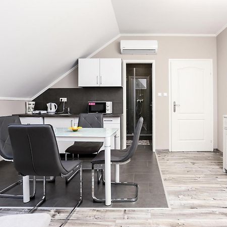 Gardi Apartman Szekszárd Eksteriør bilde