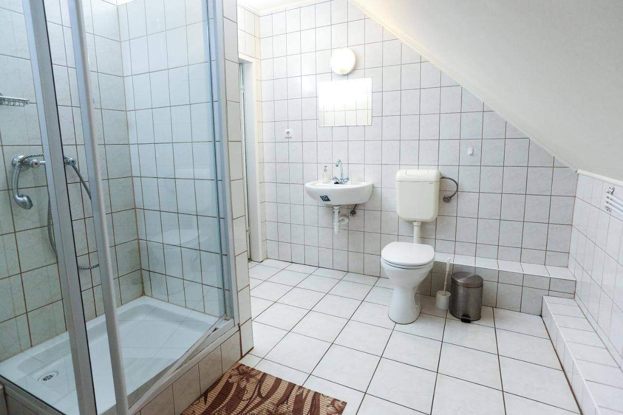 Gardi Apartman Szekszárd Eksteriør bilde