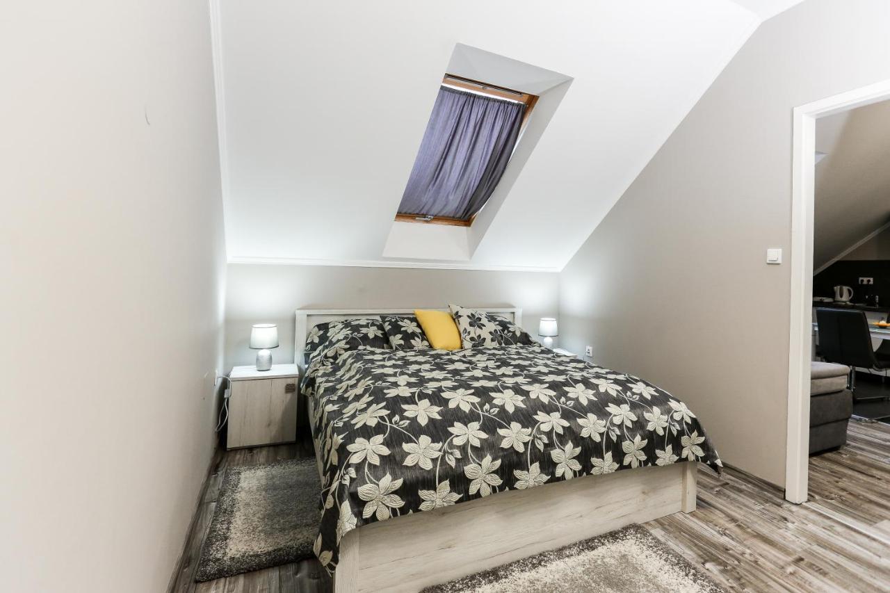 Gardi Apartman Szekszárd Eksteriør bilde